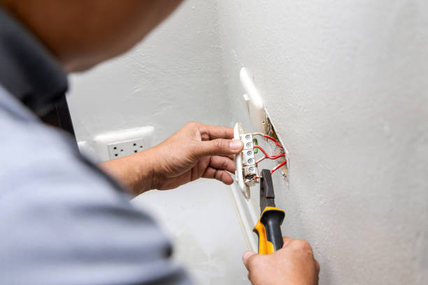 Best Emergency Electrical Repair  in Morris, OK